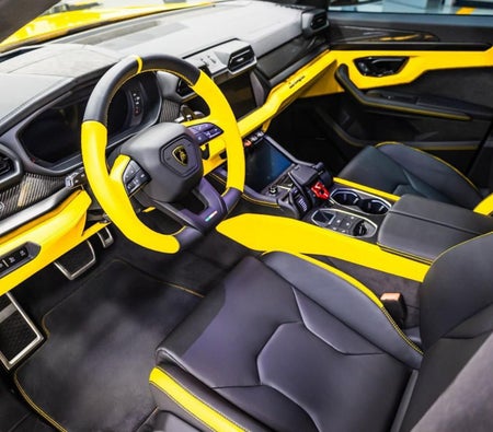 Lamborghini Urus SE 2025