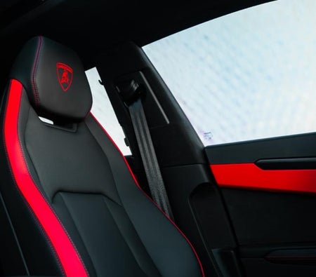 Lamborghini Urus SE 2025