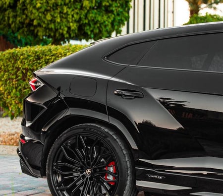 Lamborghini Urus SE 2025