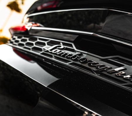 Lamborghini Urus SE 2025