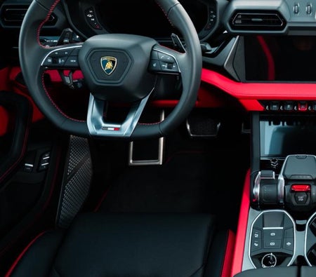 Lamborghini Urus SE 2025