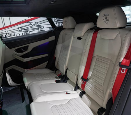 Lamborghini Urus SE 2025, photo 4 of 4