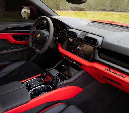 Lamborghini Urus SE 2025, photo 2 of 4