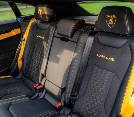 Lamborghini Urus S 2024, photo 4 of 4