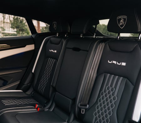 Lamborghini Urus S 2024, photo 4 of 4