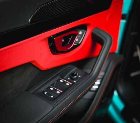 Lamborghini Urus S 2024