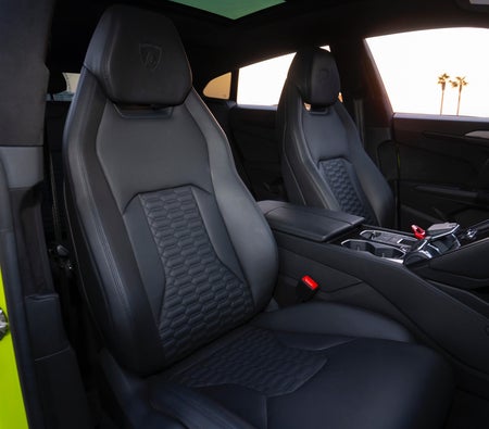 Lamborghini Urus 2021