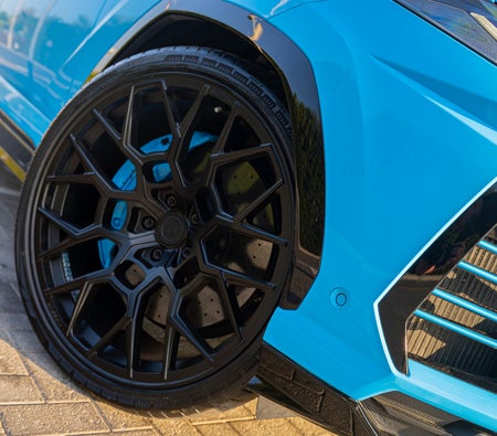 Blue Lamborghini Urus 2022