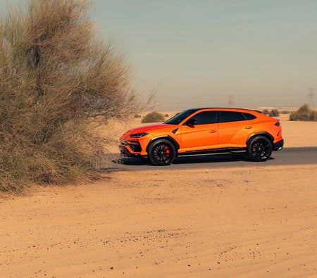 Orange Lamborghini Urus 2022 Orange Lamborghini Urus 2022
