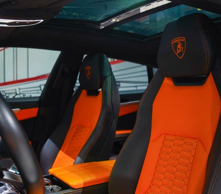 Lamborghini Urus 2024