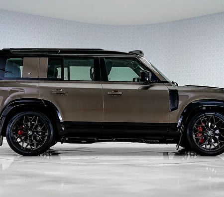 برونزي لاند روڤر Defender 110 First Edition 2020