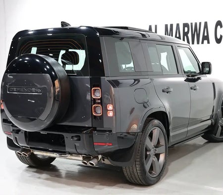 Land Rover Defender 110 V8 Edition P525 2025, photo 3 of 4