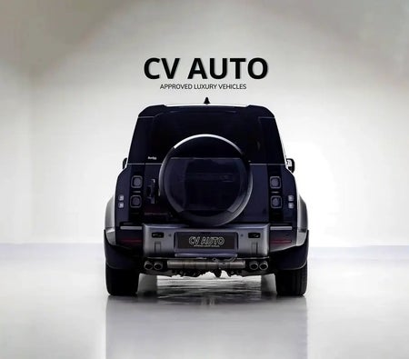 Noir Land Rover Defender 110 V8 Edition P525 2024