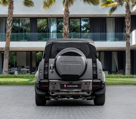 Gris Land Rover Defender 110 X 2024