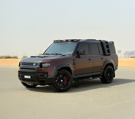 Land Rover Defender 2023
