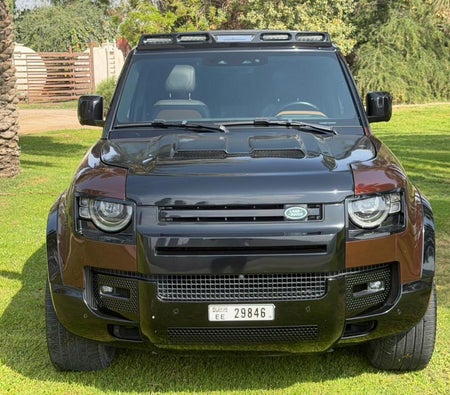 Land Rover Defender 2023, photo 3 of 4