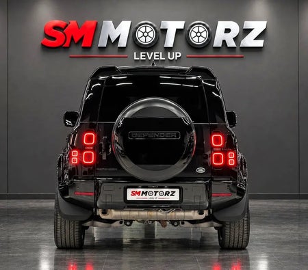 Negro Land Rover Defender 2022