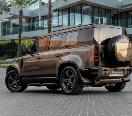 Land Rover Defender 110 X-Dynamic HSE 2025, photo 4 of 4