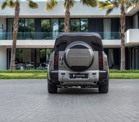 Bronze Land Rover Defender 130 HSE 2023