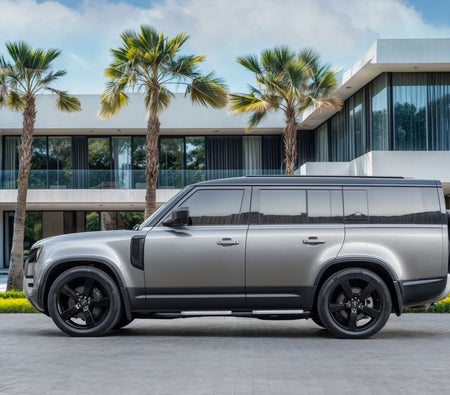 Bronze Land Rover Defender 130 HSE 2023