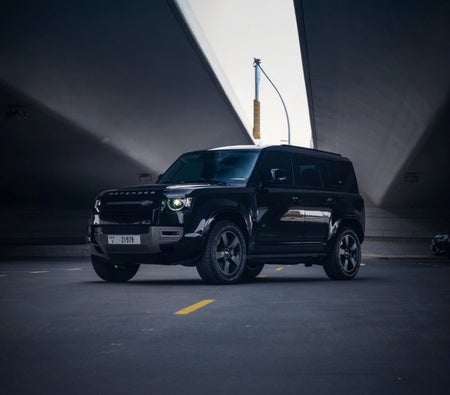 Land Rover Defender V6 2024