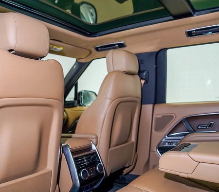 أبيض لاند روڤر Range Rover HSE P530 2022 أبيض لاند روڤر Range Rover HSE P530 2022