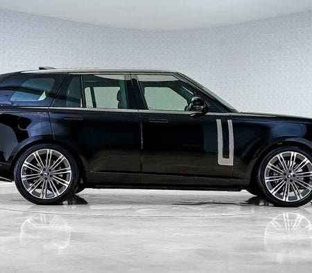 أسود لاند روڤر Range Rover HSE P530 2024