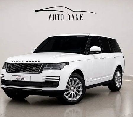 White Land Rover Range Rover HSE 2018