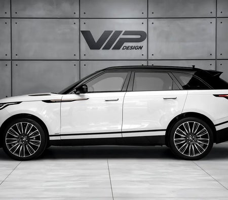 White Land Rover Range Rover Velar Dynamic SE 2018