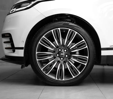 White Land Rover Range Rover Velar Dynamic SE 2018 White Land Rover Range Rover Velar Dynamic SE 2018