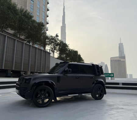 Land Rover Defender First Edition 2023