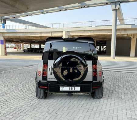 Land Rover Defender First Edition 2024