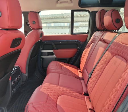 Land Rover Defender V6 2021