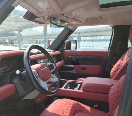 Land Rover Defender V6 2021