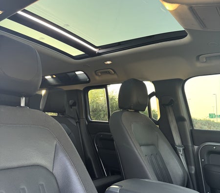 Land Rover Defender V6 2021