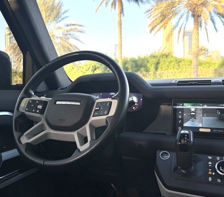 Land Rover Defender V6 2021