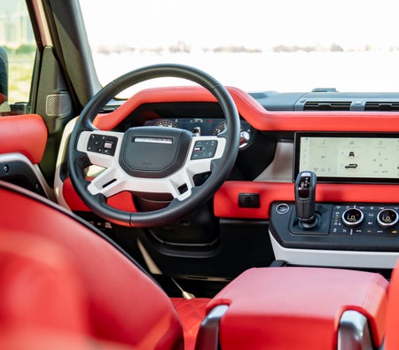 Land Rover Defender V6 2021