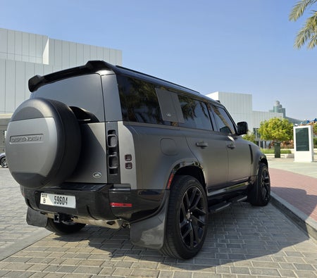 Land Rover Defender V6 2022