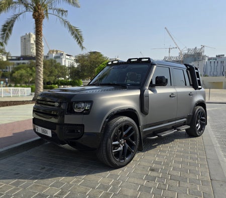 Land Rover Defender V6 2022
