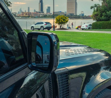 Negro Land Rover Defender V6 2023