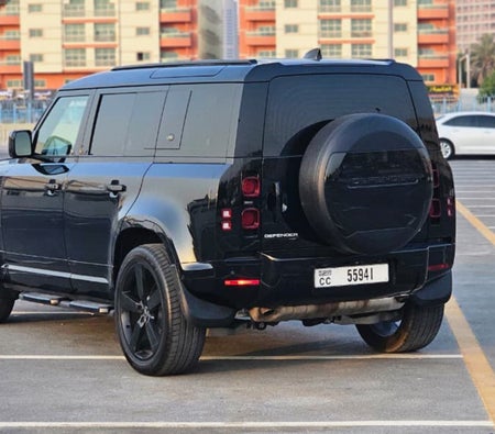 Land Rover Defender V6 2023