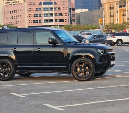 Land Rover Defender V6 2023