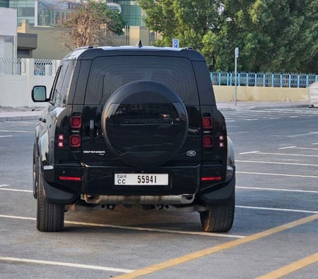 Land Rover Defender V6 2023