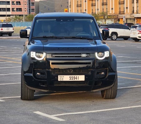 Land Rover Defender V6 2023