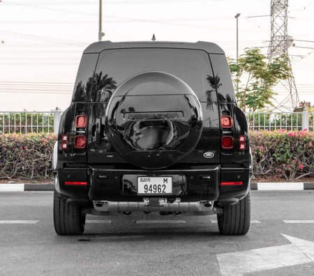 Land Rover Defender V6 2023