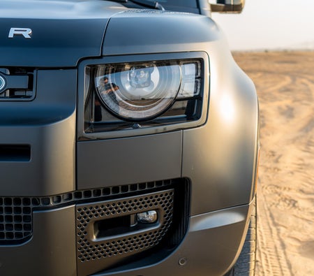 Land Rover Defender V6 2024, photo 4 of 4