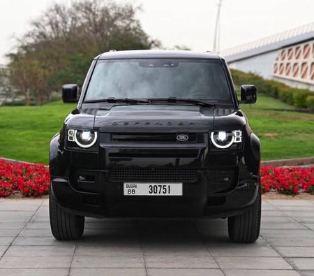 Land Rover Defender V6 2025, photo 2 of 4