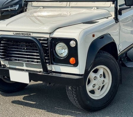Land Rover Defender 1997, photo 2 of 4