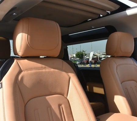 Land Rover Defender 90 First Edition 2021, photo 3 of 4