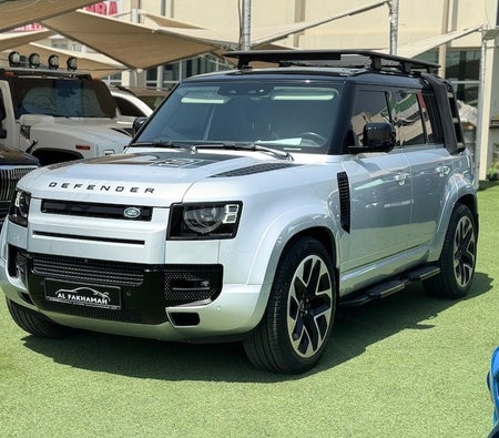Серебро Land Rover Defender 110 First Edition 2022 год
